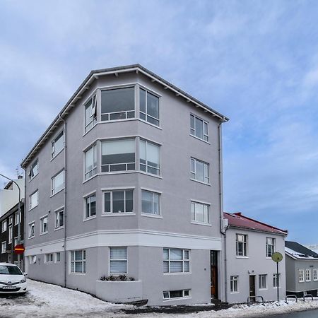 Framnesvegur - Two Bedroom Central Apartment Reykjavík Esterno foto